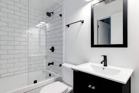 The benefits of remodeling a bathroom for a more modern look in Dublin, Ohio